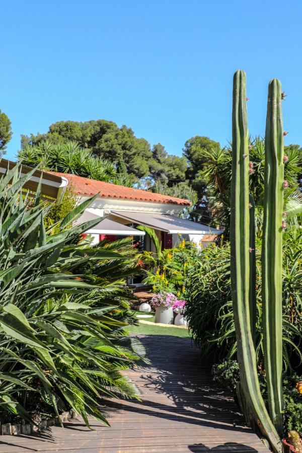 Couette-café Val D'azur 3*